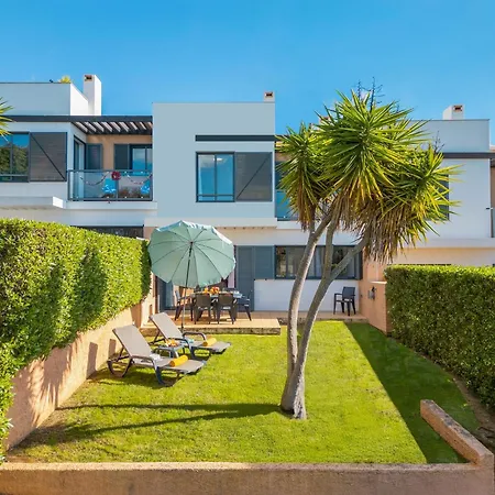 Townhouse In Albufeira Near Stunning Beaches * Albufeira